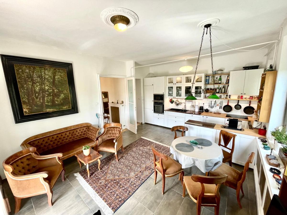 With Terrace Overlooking The Park Apartment Budapest